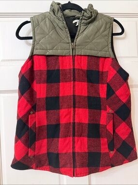 Maurices Red & Black Buffalo Plaid Quilted Hooded Vest with Olive Yoke